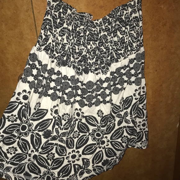 roxy flowy floral top- strapless - Picture 2 of 3
